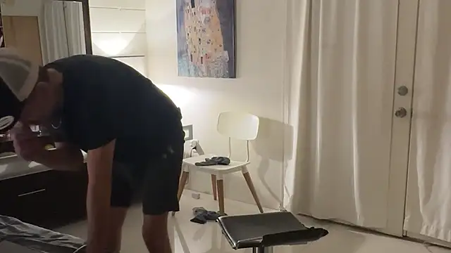 webtonight online show from September 9, 2025, 3:39 am