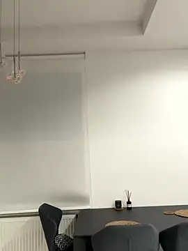 EvaBrooklyn online show from March 3, 2025, 7:28 pm