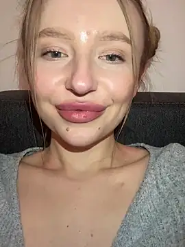 EvaBrooklyn online show from March 7, 2025, 6:54 pm