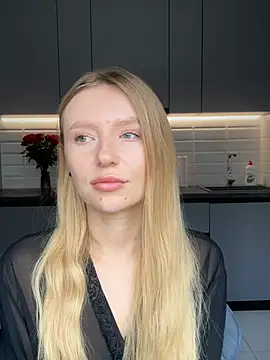 EvaBrooklyn online show from March 13, 2025, 6:37 am