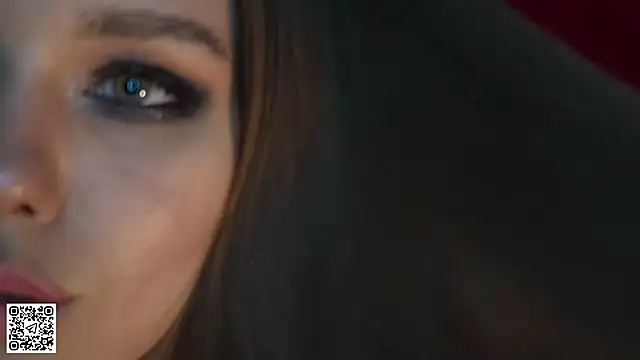 Snapshot of Moni_Carroll chatting on October 4, 2025, 5:44 pm Moni Carroll online show from October 4, 2025, 5:44 pm