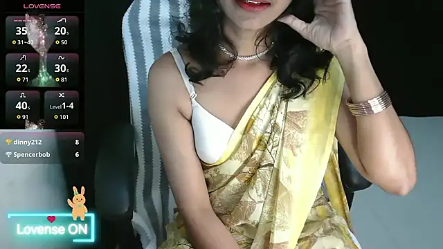 Snapshot of fullmoan chatting on October 2, 2025, 6:26 pm fullmoan online show from October 2, 2025, 6:26 pm