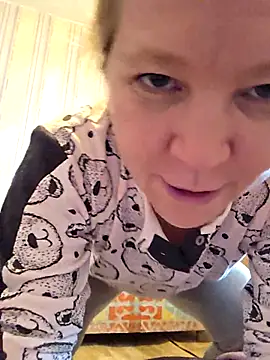 -Kathrine kit- online show from November 2, 2025, 8:39 am