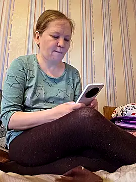 -Kathrine kit- online show from November 6, 2025, 9:10 am