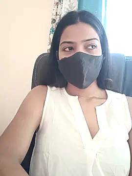 Snapshot of CRAZY__BITE chatting on February 8, 2026, 9:45 am CRAZY BITE online show from February 8, 2026, 9:45 am