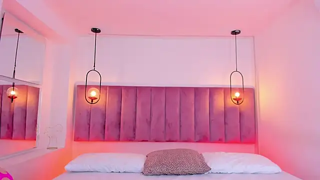 Haily b online show from November 11, 2025, 7:47 pm