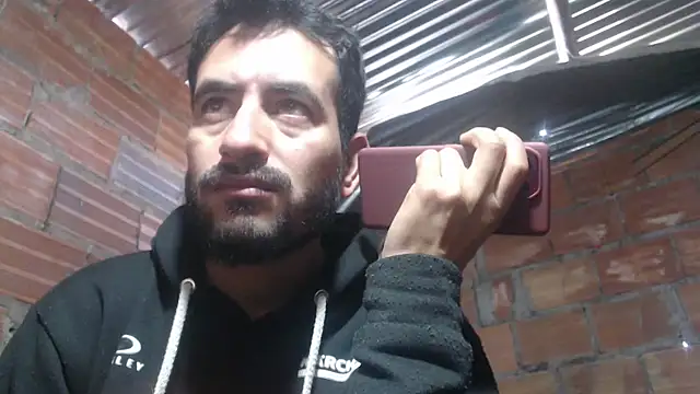 rose domy online show from November 18, 2025, 2:32 pm