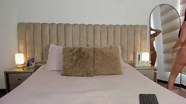 Sophie Restrepo online show from March 2, 2026, 3:19 pm