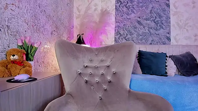 Snapshot of Arianaa_collins chatting on May 20, 2026, 11:49 am Arianaa collins online show from May 20, 2026, 11:49 am