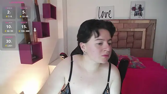 Snapshot of safyka chatting on October 21, 2025, 2:12 am safyka online show from October 21, 2025, 2:12 am