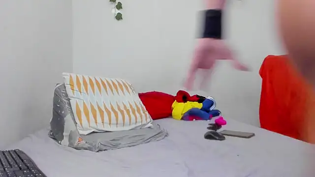 damian c12 online show from March 9, 2025, 11:25 pm