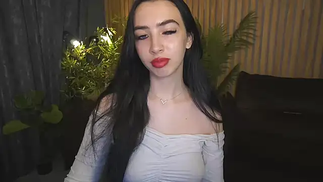 WildKittenX  online show from October 10, 2025, 5:50 am