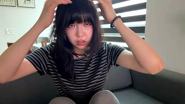 Snapshot of melana_love chatting on March 19, 2026, 10:41 am melana love online show from March 19, 2026, 10:41 am