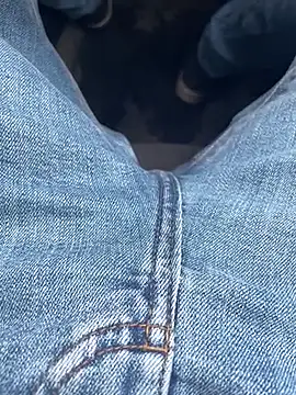 Smallcoco26 online show from January 12, 2026, 10:09 am