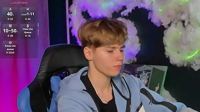 Jean Wilsons online show from December 15, 2025, 11:25 am