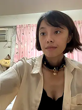 ladypaggy online show from September 30, 2025, 8:52 am