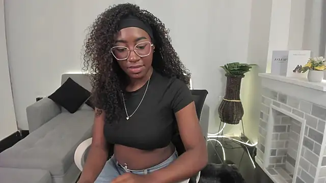 Qeen blackk online show from February 27, 2026, 8:53 pm