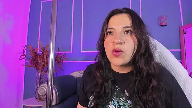 TaraTaylorr online show from October 1, 2025, 2:17 am