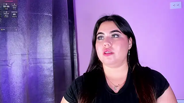 MadissonLee   online show from October 8, 2025, 7:11 pm