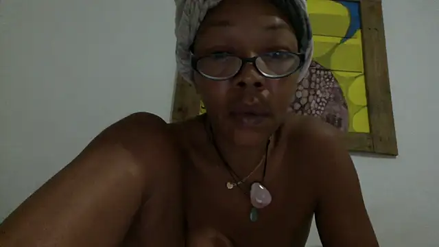 Ladyzee25 online show from September 19, 2025, 2:46 am