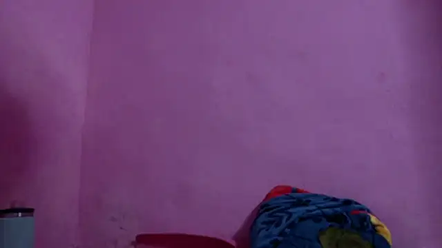 Snapshot of Ladyzee25 chatting on November 8, 2025, 11:03 pm Ladyzee25 online show from November 8, 2025, 11:03 pm