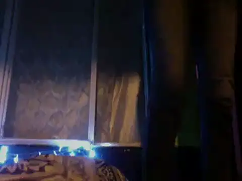 Snapshot of Ladyzee25 chatting on February 27, 2026, 11:38 pm Ladyzee25 online show from February 27, 2026, 11:38 pm