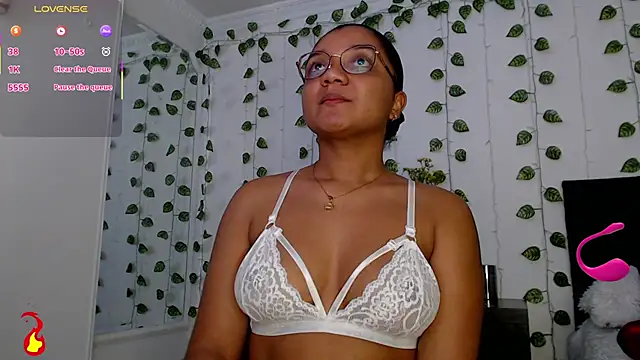 Snapshot of victtoria_cane63 chatting on June 11, 2026, 11:14 pm victtoria cane63 online show from June 11, 2026, 11:14 pm