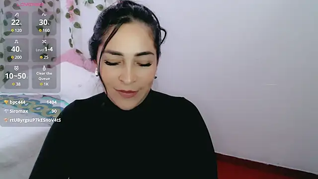 luna lgomez  online show from March 20, 2025, 2:21 pm