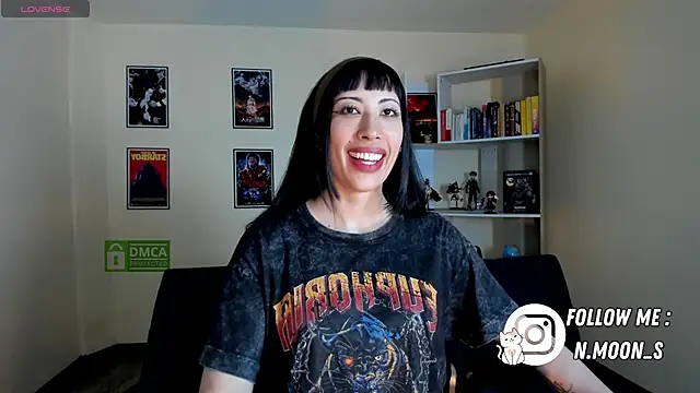 Nezuuuuu  online show from October 3, 2025, 9:34 pm