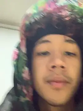 Snapshot of chillcol chatting on March 17, 2025, 2:19 am chillcol online show from March 17, 2025, 2:19 am