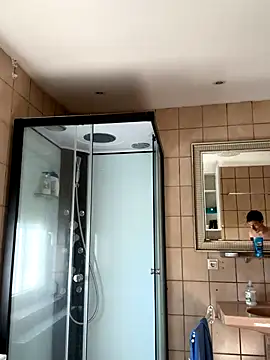 xy monkeyBigCock online show from October 25, 2025, 11:07 am