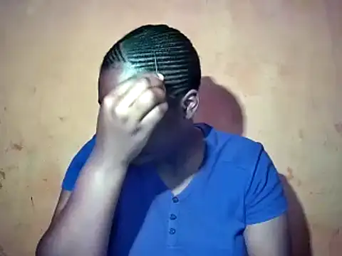 sexyhips2001 online show from October 5, 2025, 10:07 pm