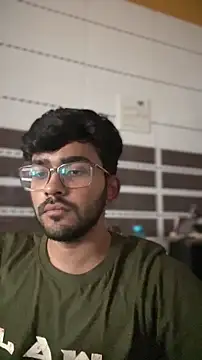 DoctorAlonee46 online show from September 29, 2025, 9:14 am