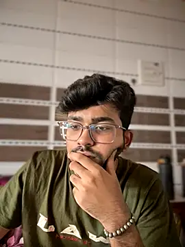 DoctorAlonee46 online show from September 30, 2025, 10:20 am