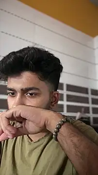 DoctorAlonee46 online show from October 6, 2025, 10:02 am