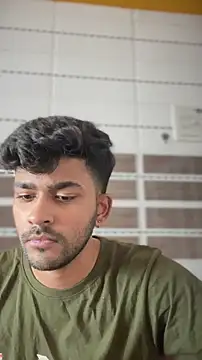 DoctorAlonee46 online show from October 8, 2025, 7:39 am