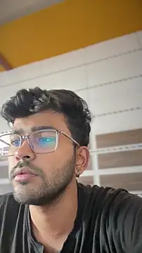 DoctorAlonee46 online show from October 28, 2025, 5:22 am