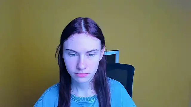 Fiona Night online show from March 20, 2025, 6:09 pm