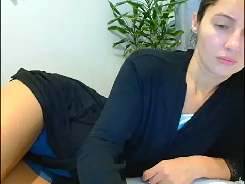 Snapshot of Irina9793 chatting on July 23, 2026, 3:32 pm Irina9793 online show from July 23, 2026, 3:32 pm