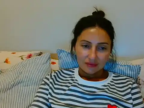 Snapshot of Irina9793 chatting on August 7, 2026, 5:48 pm Irina9793 online show from August 7, 2026, 5:48 pm