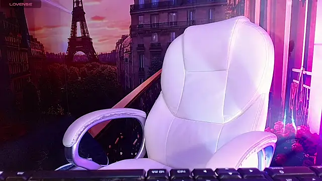 Gabi Prince online show from October 21, 2025, 7:14 pm