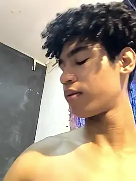 Thony444 online show from March 21, 2025, 9:01 pm