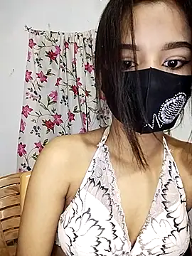 Orna-1 online show from September 22, 2025, 6:43 pm