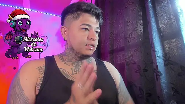 Strip Classes Col online show from December 3, 2025, 2:59 pm