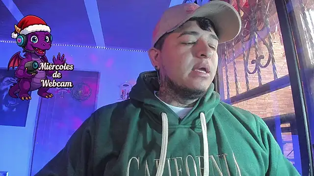 Strip Classes Col online show from December 17, 2025, 3:07 pm