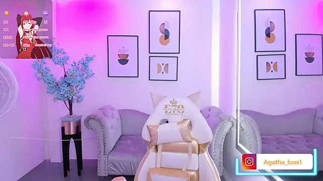 Agatha luxx online show from September 19, 2025, 12:39 pm