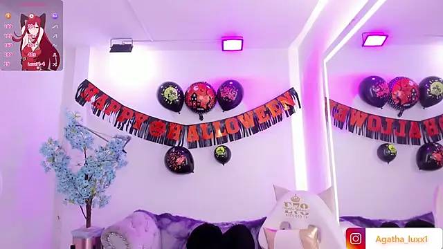 Agatha luxx online show from October 30, 2025, 12:39 pm