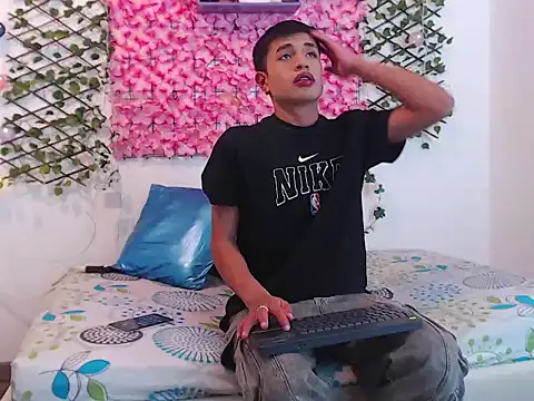 willians   0 online show from October 28, 2025, 3:54 am