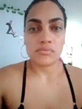 Snapshot of Ehilyn chatting on October 20, 2025, 8:20 pm Ehilyn online show from October 20, 2025, 8:20 pm