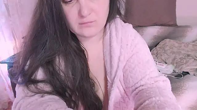 SoftLia online show from December 13, 2024, 2:21 am